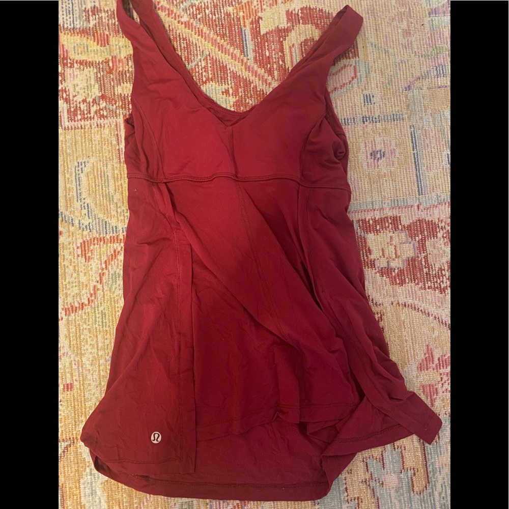 Never worn LULULEMON top